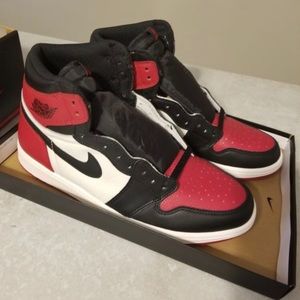 Nike air Jordan 1 bred toe